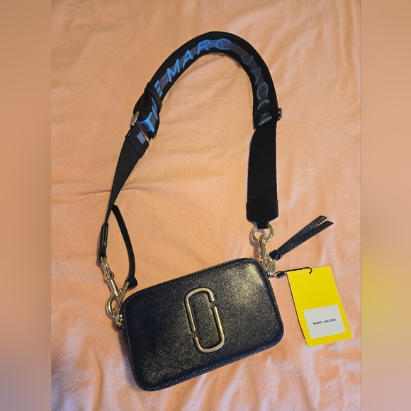 Marc Jacobs crossbody bag - Picture 1 of 5